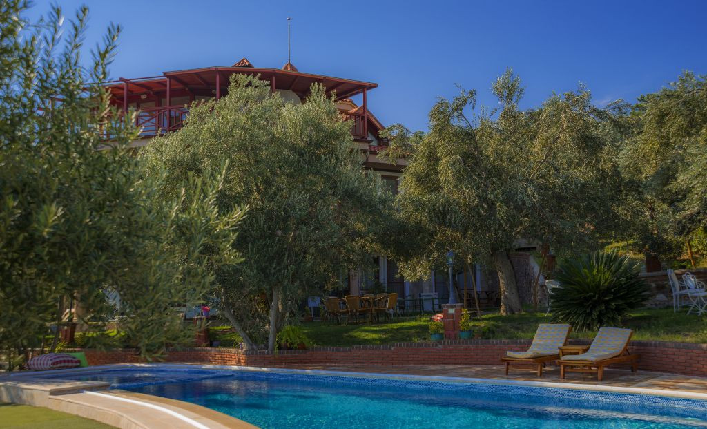 Aeneas Hotel