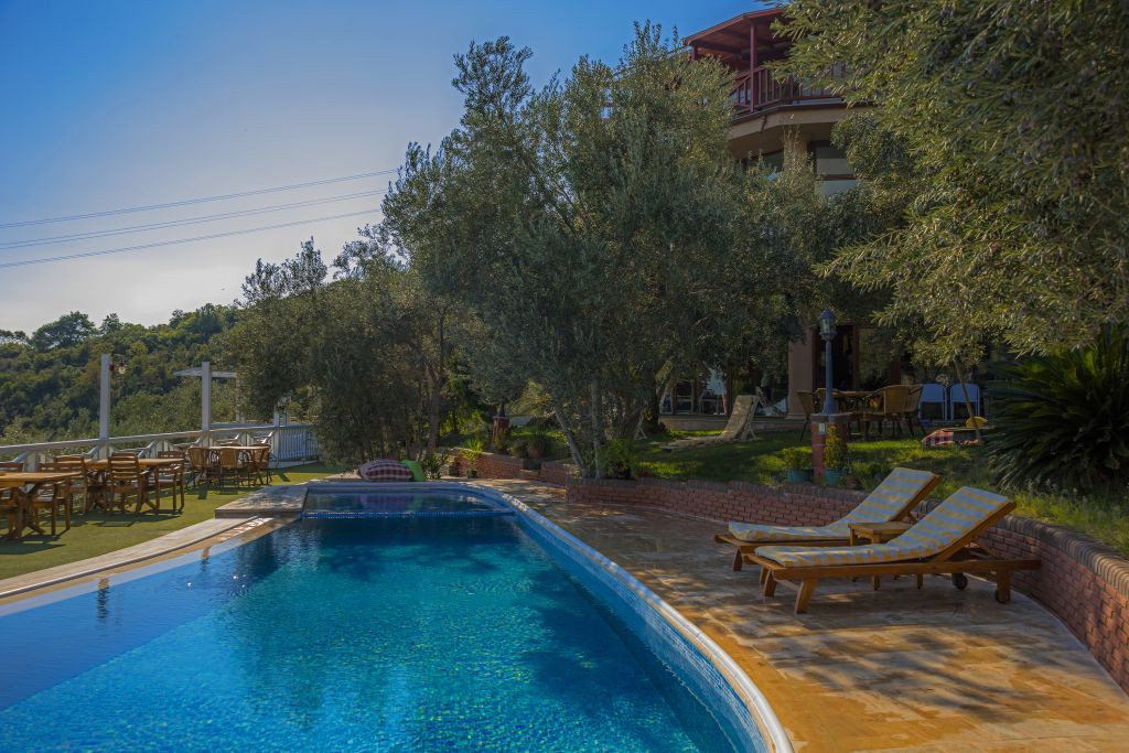 Aeneas Hotel