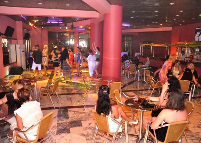 Ananas Hotel