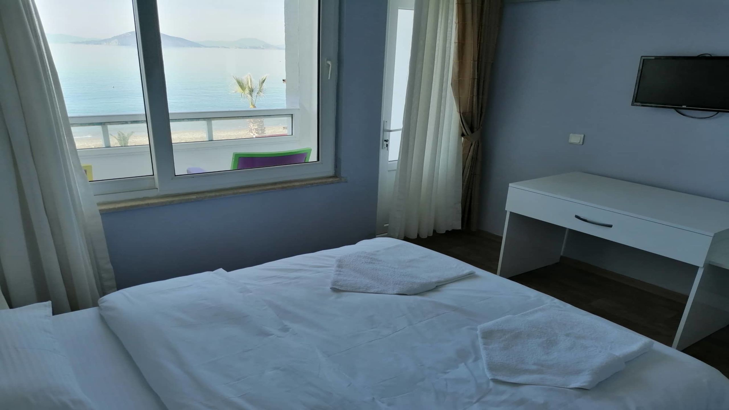Aquila Beach Hotel
