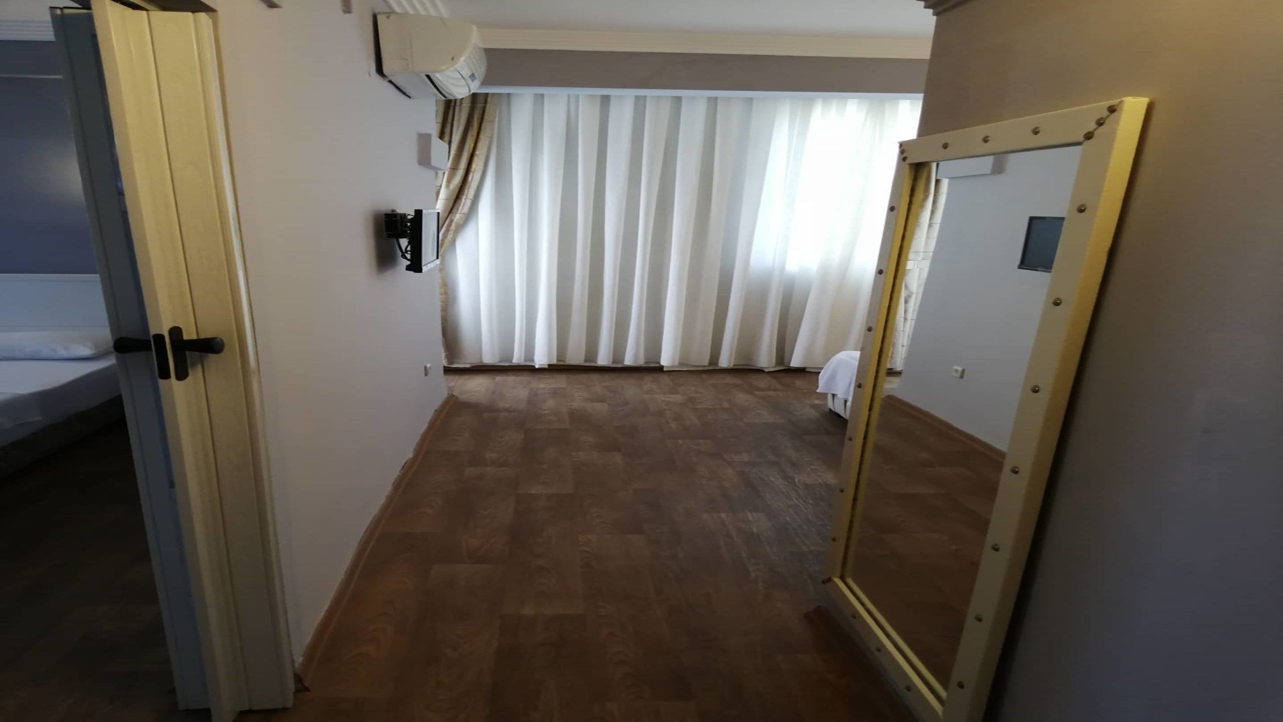 Aquila Beach Hotel