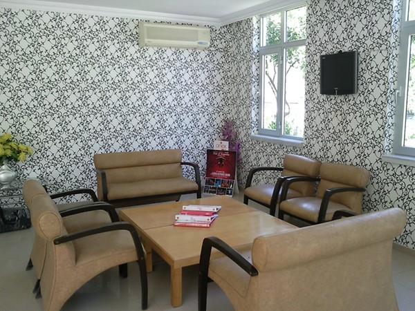 Ares Hotel