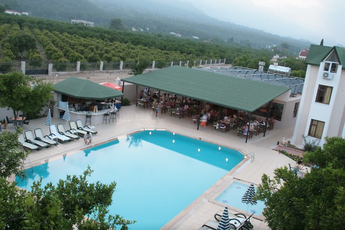 Ares Hotel