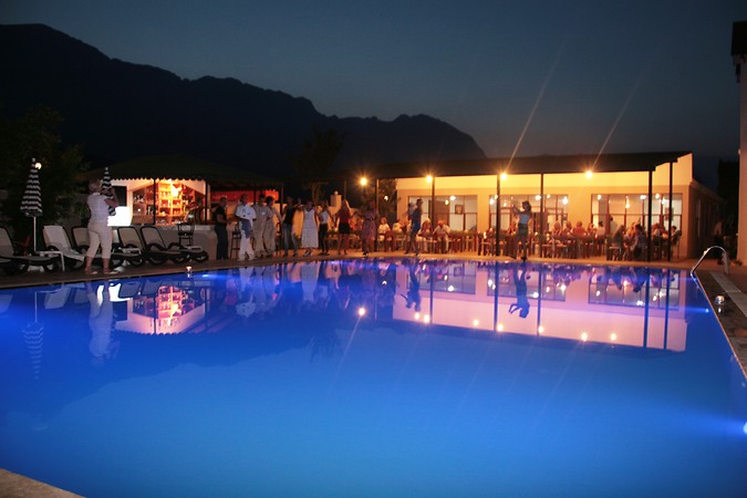 Ares Hotel