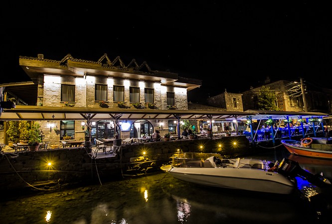Assos Behram Hotel