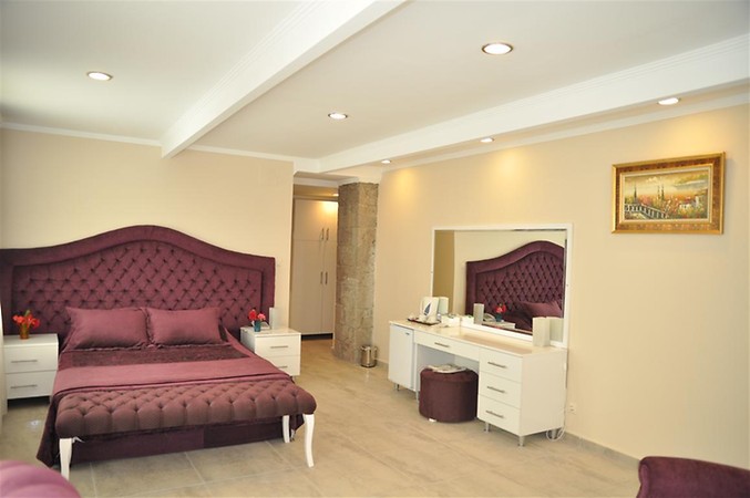 Assos Park Hotel