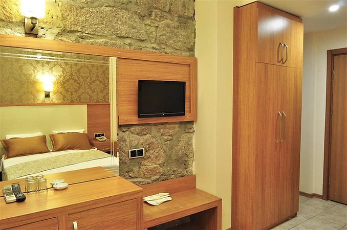 Assos Park Hotel
