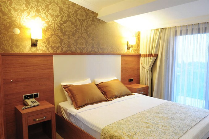 Assos Park Hotel