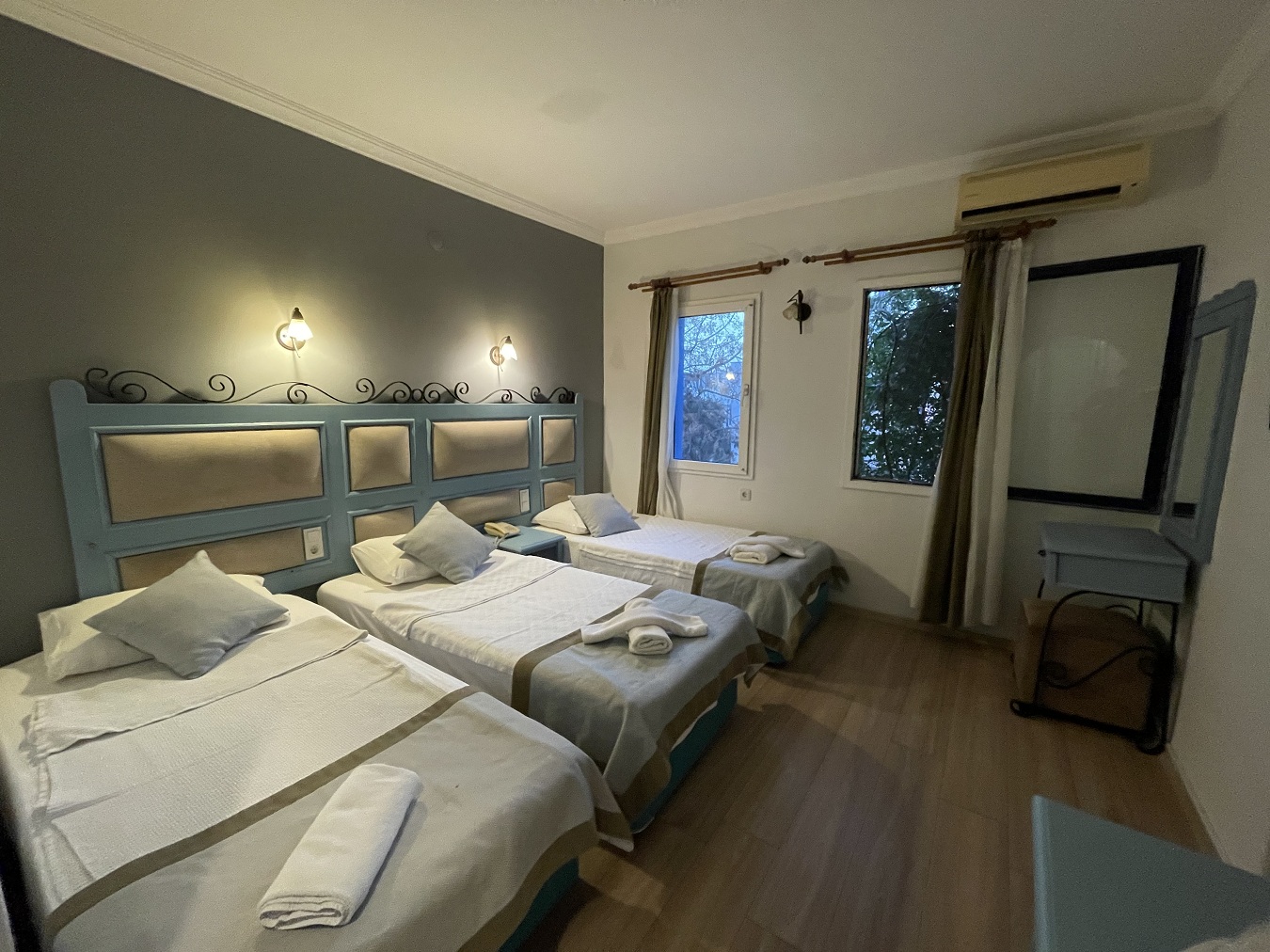 Atrium Hotel