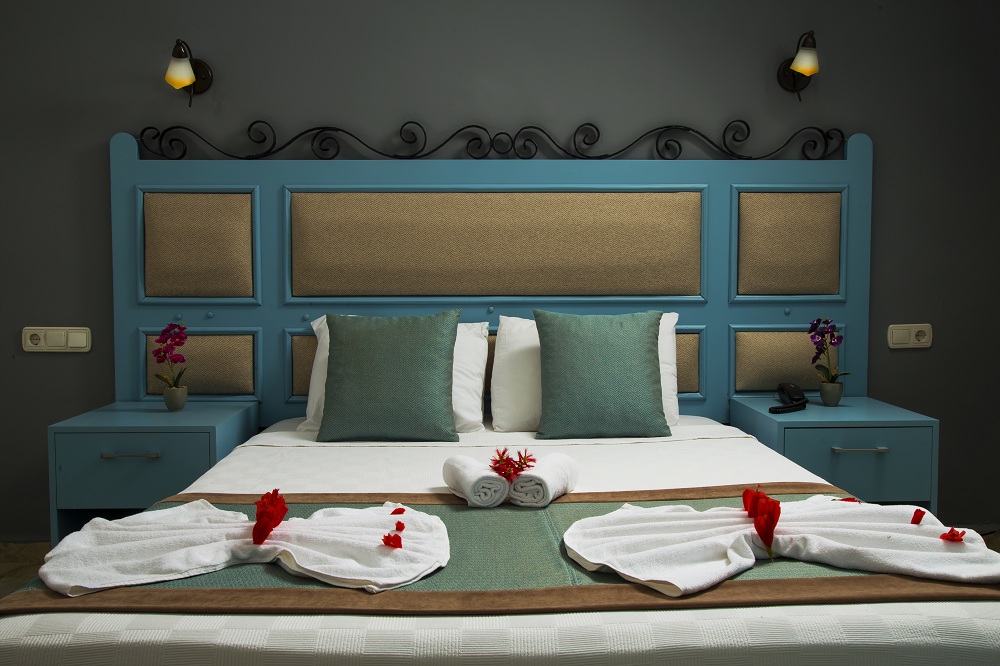Atrium Hotel