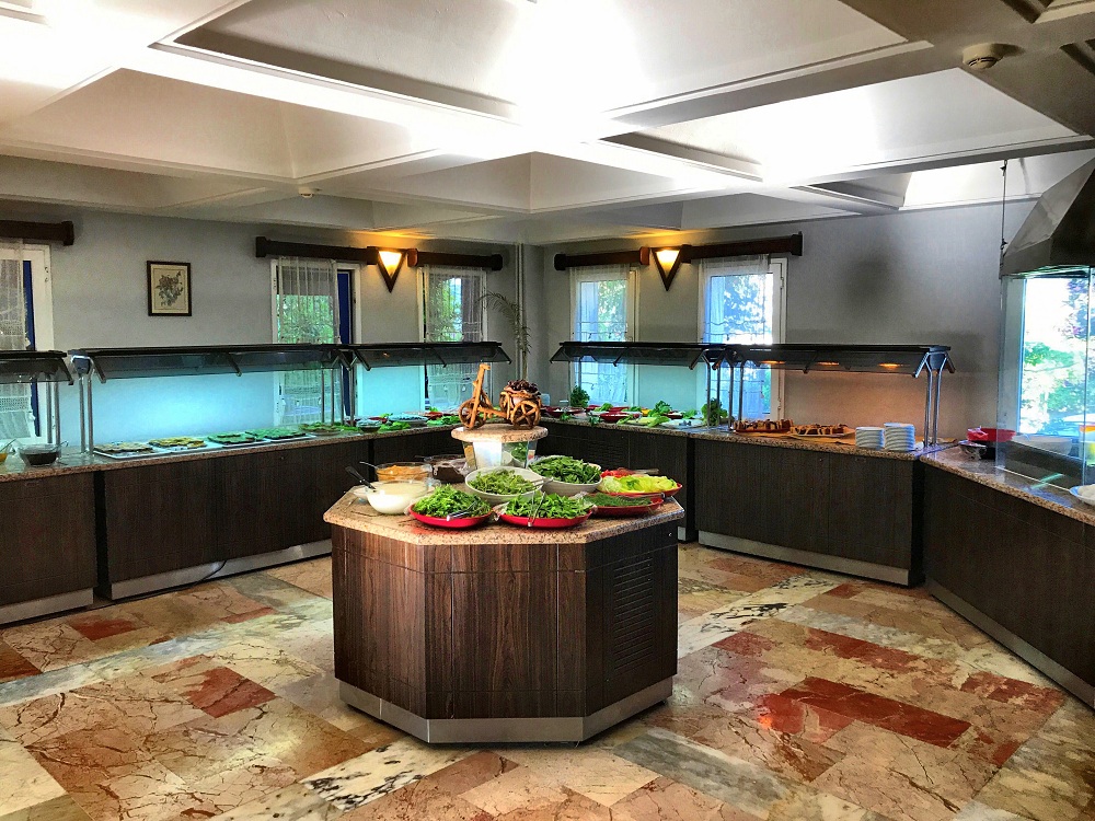 Atrium Hotel