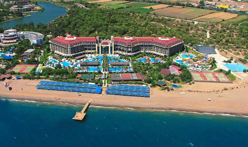 Azura Deluxe Resort & Aqua Sorgun