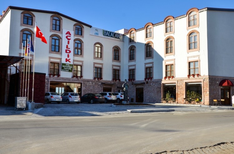 Bacacan Hotel