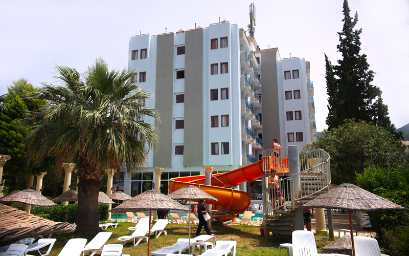 Bella Pino Hotel