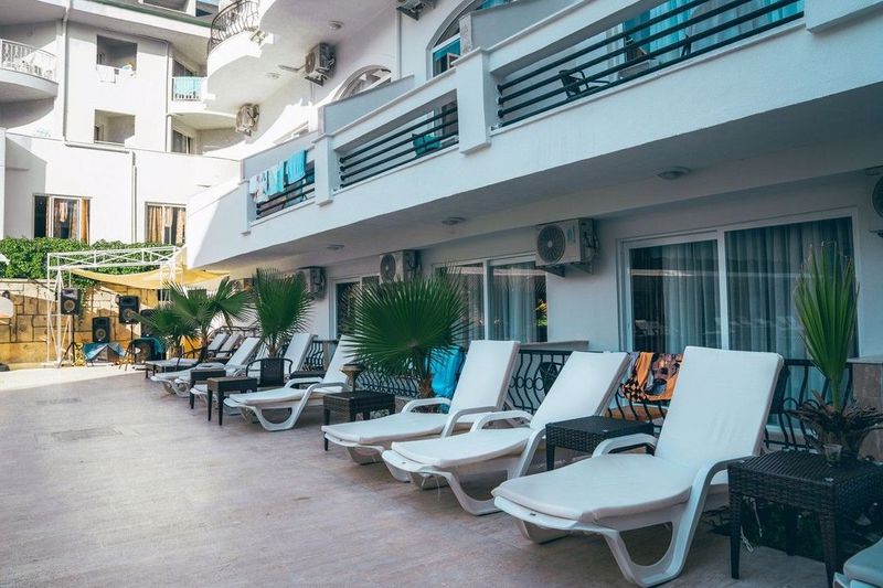 Beso Beach Hotel