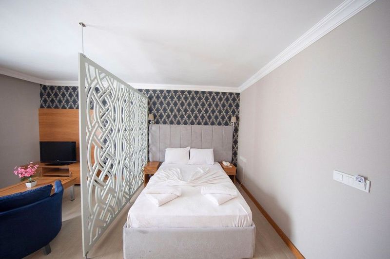 Beso Beach Hotel