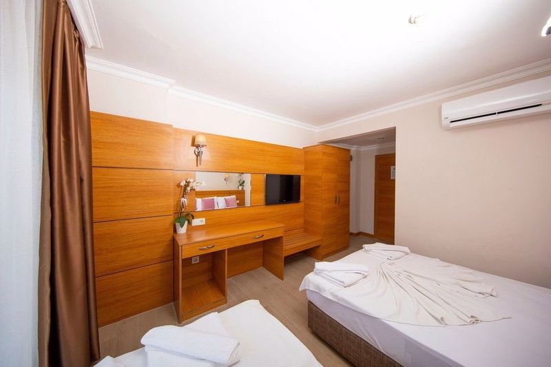 Beso Beach Hotel