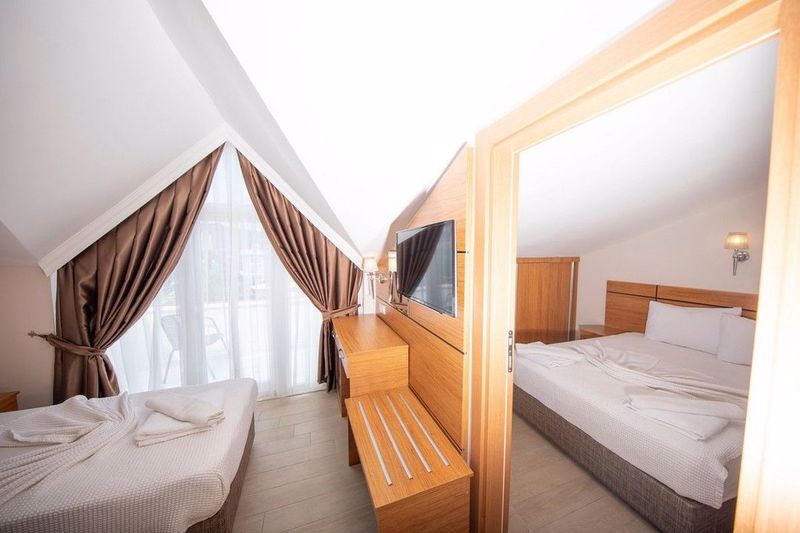 Beso Beach Hotel