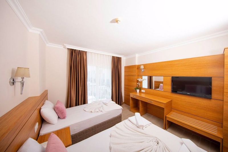 Beso Beach Hotel