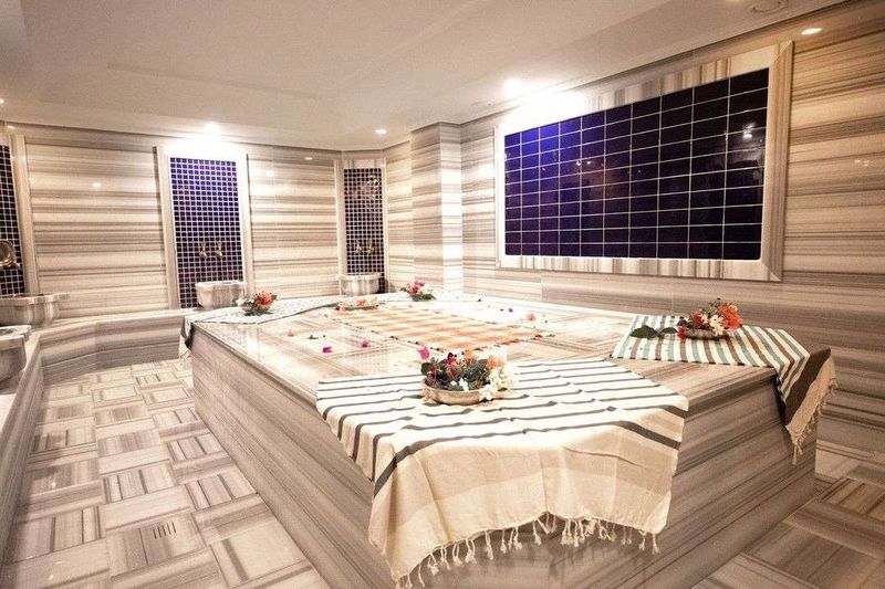 Beso Beach Hotel