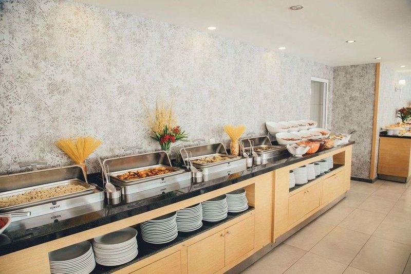 Beso Beach Hotel