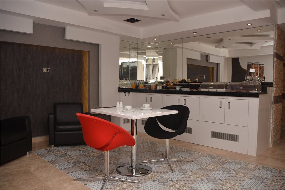 Best Smyrna Hotel