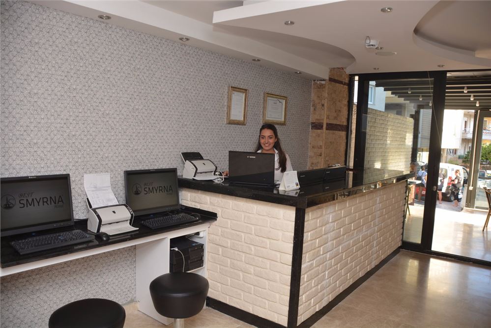 Best Smyrna Hotel