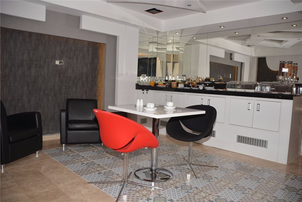 Best Smyrna Hotel