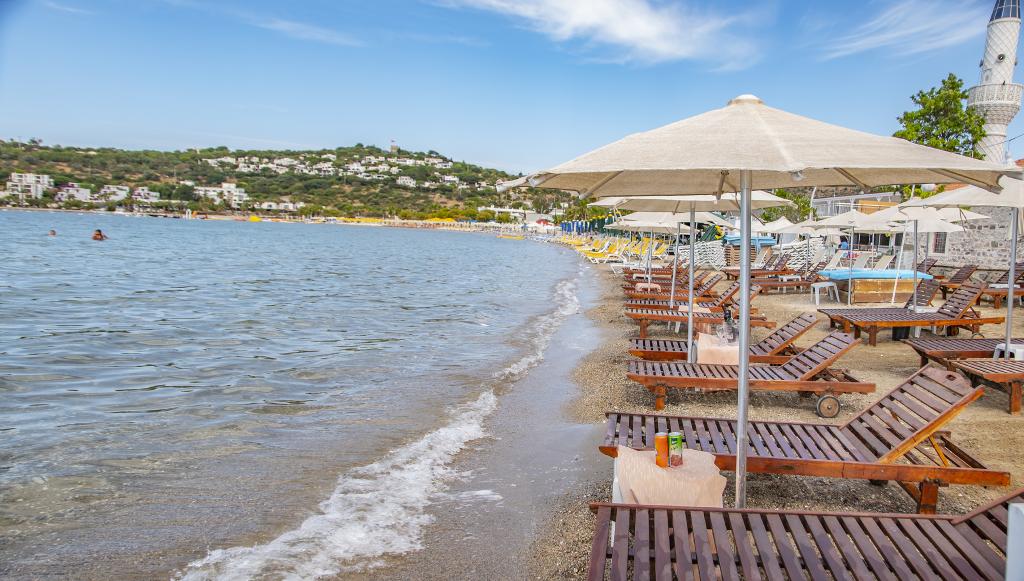 Blue Bay Beach Hotel