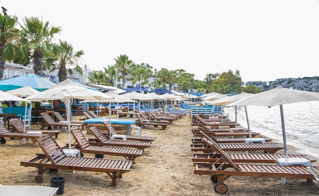 Blue Bay Beach Hotel