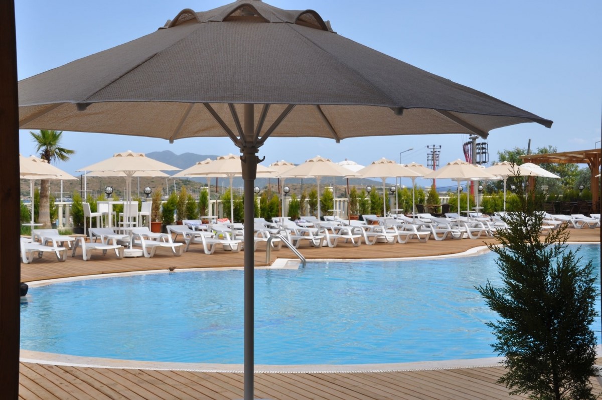 Blue Green Hotel