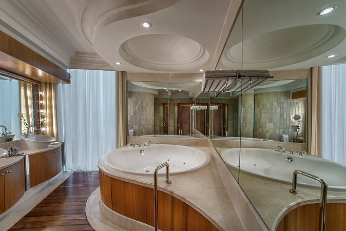 Calista Luxury Resort