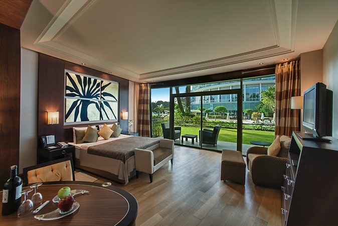 Calista Luxury Resort