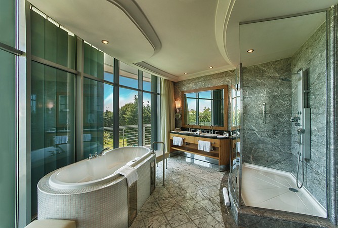 Calista Luxury Resort