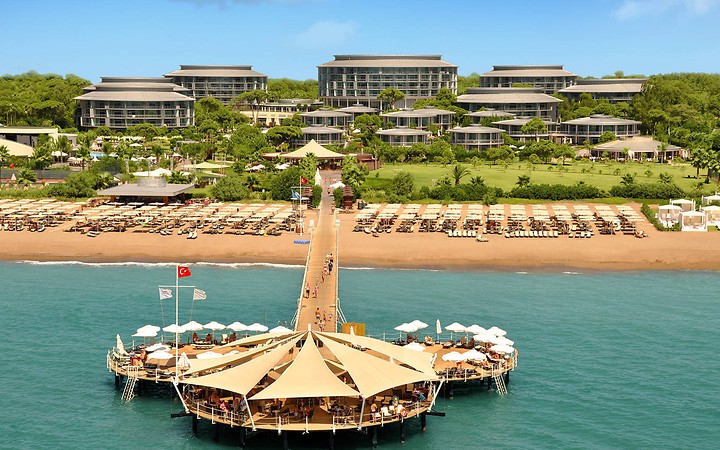 Calista Luxury Resort