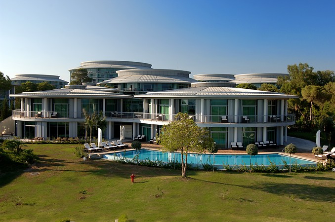 Calista Luxury Resort