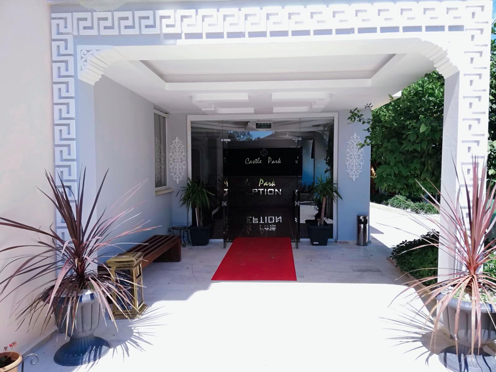 Castle Park Hotel