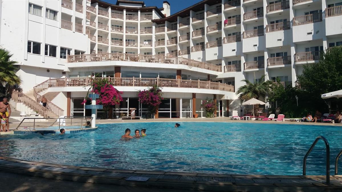 Çeşme Naz Resort