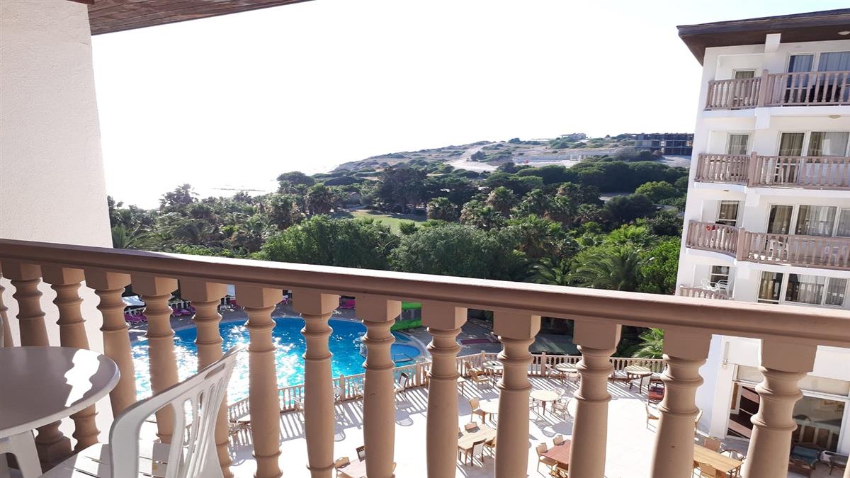 Çeşme Naz Resort