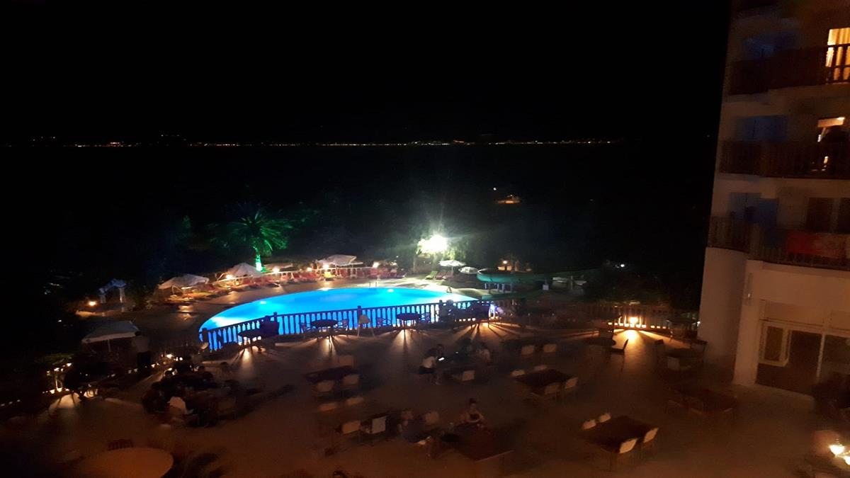 Çeşme Naz Resort