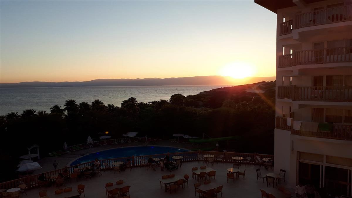 Çeşme Naz Resort