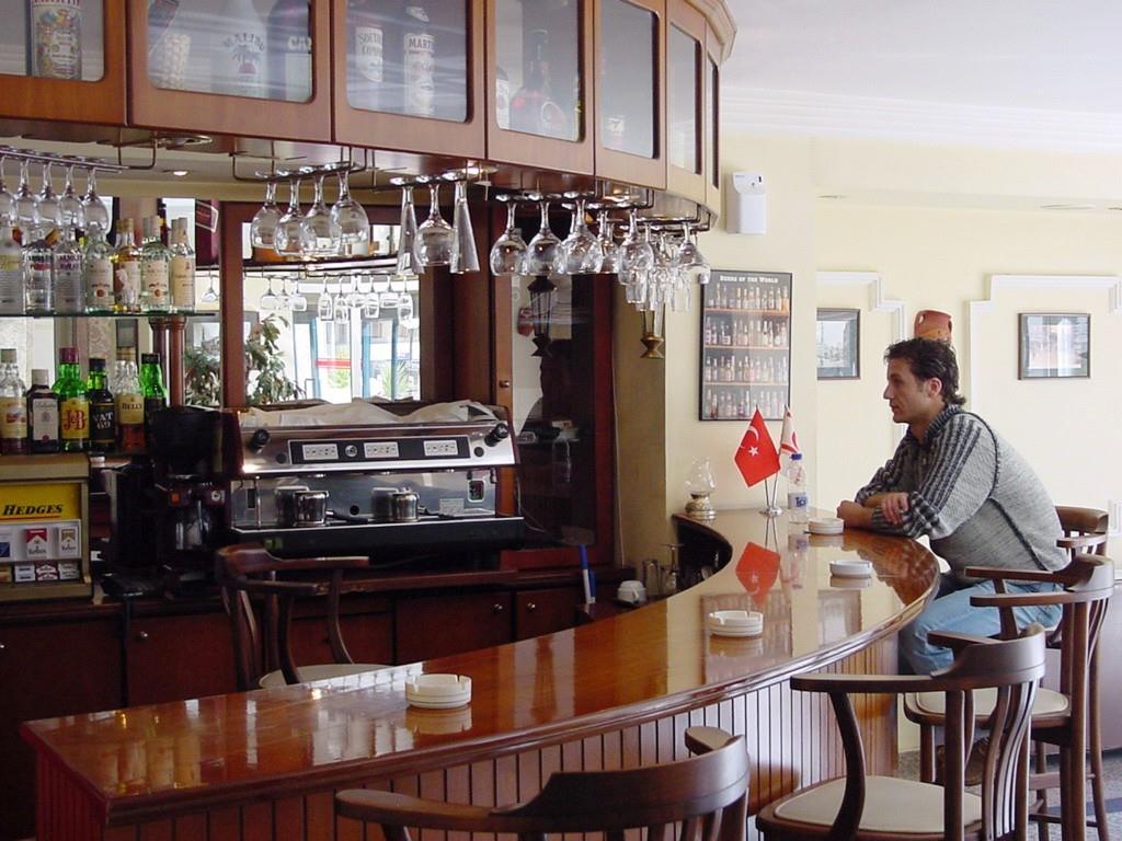 City Royal Hotel