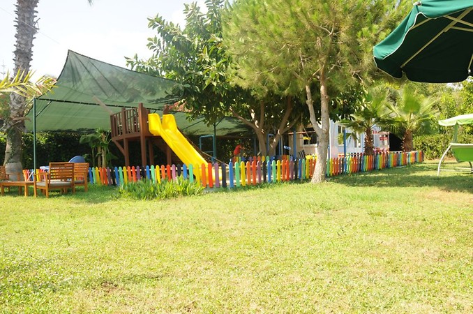 Club Aqua Plaza