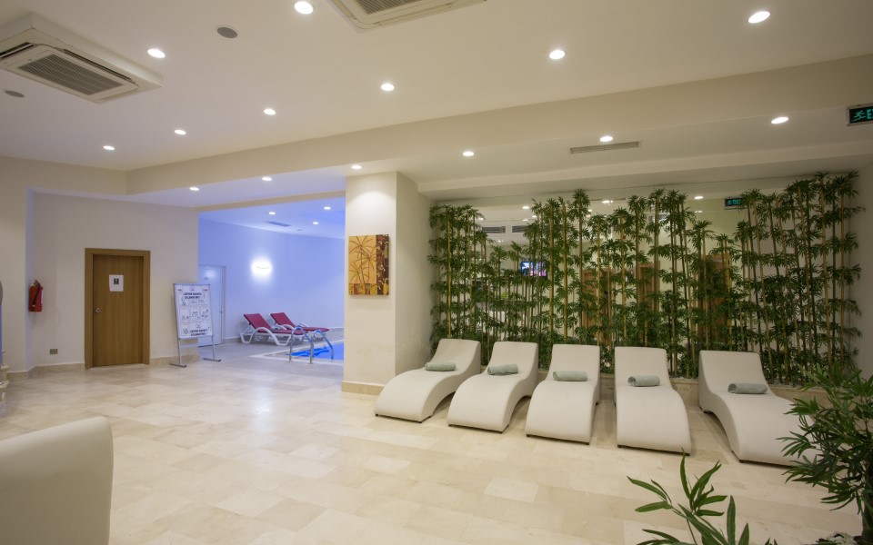 Club Hotel Falcon