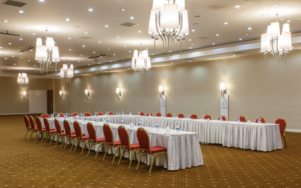 Club Hotel Falcon