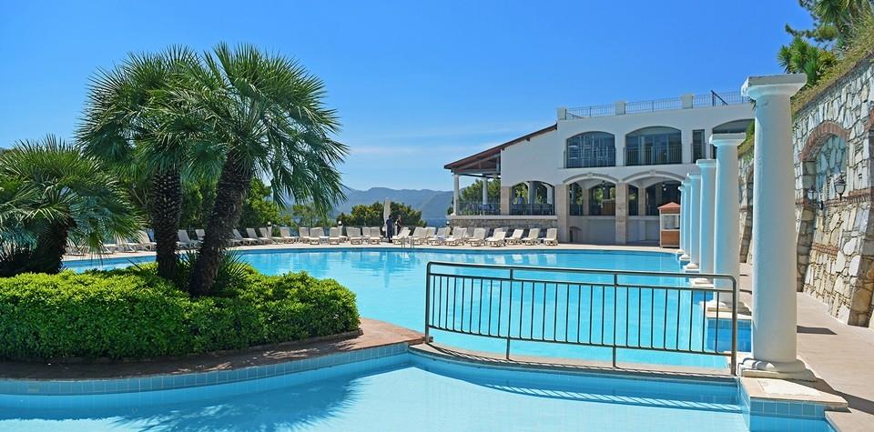 Club Nimara Beach Resort