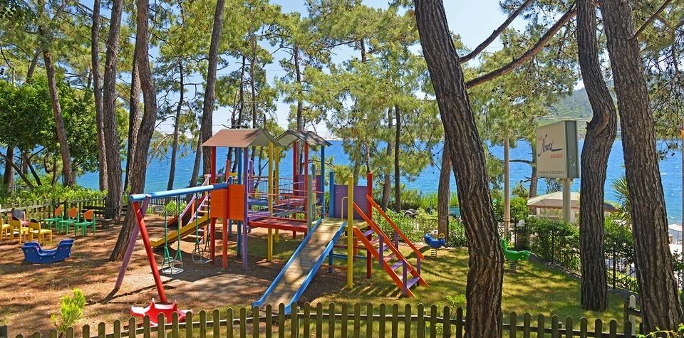 Club Nimara Beach Resort