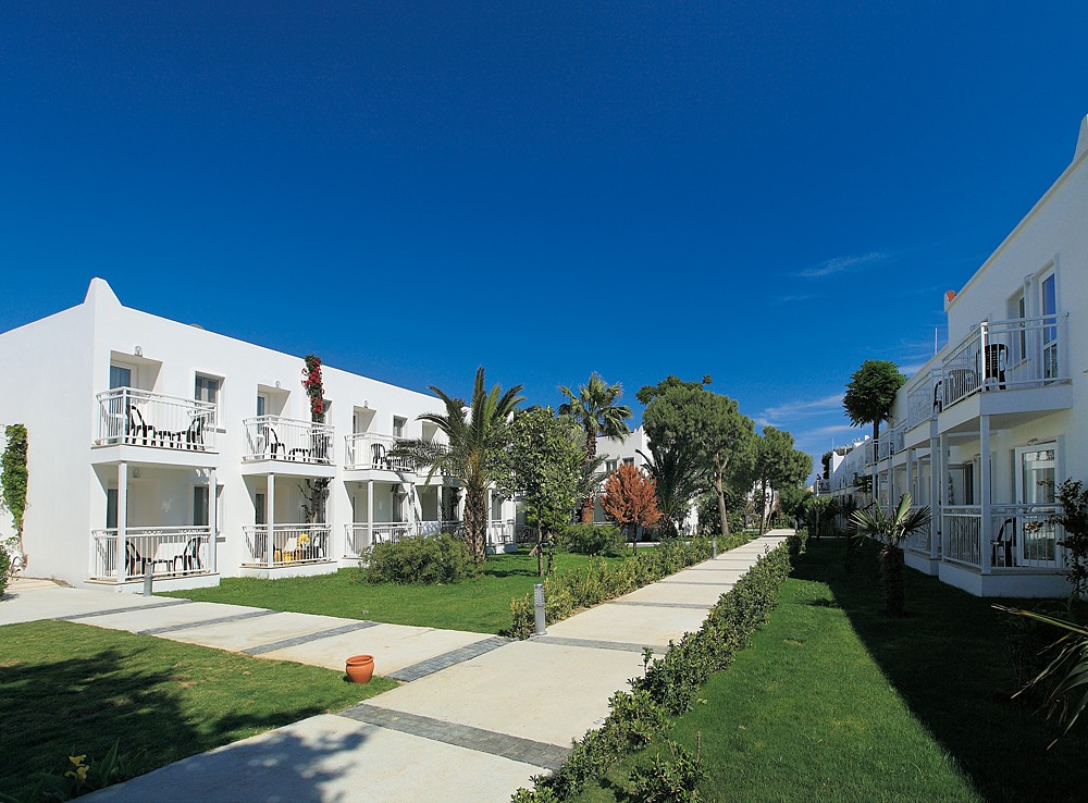 Club Petunya Beach