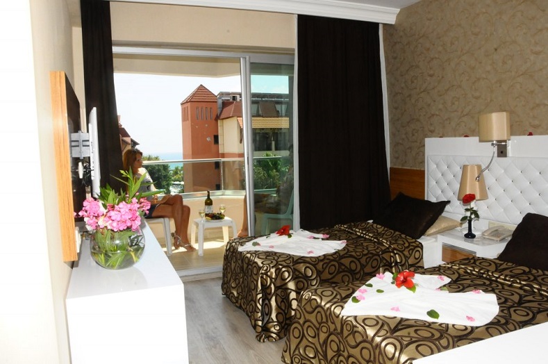 Club Tess Hotel