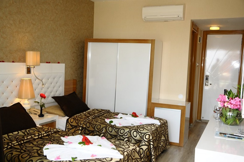 Club Tess Hotel